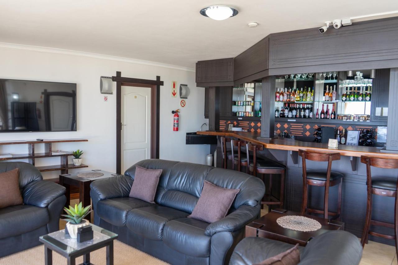 Bar-T-Nique Guest House Mossel Bay Exterior foto